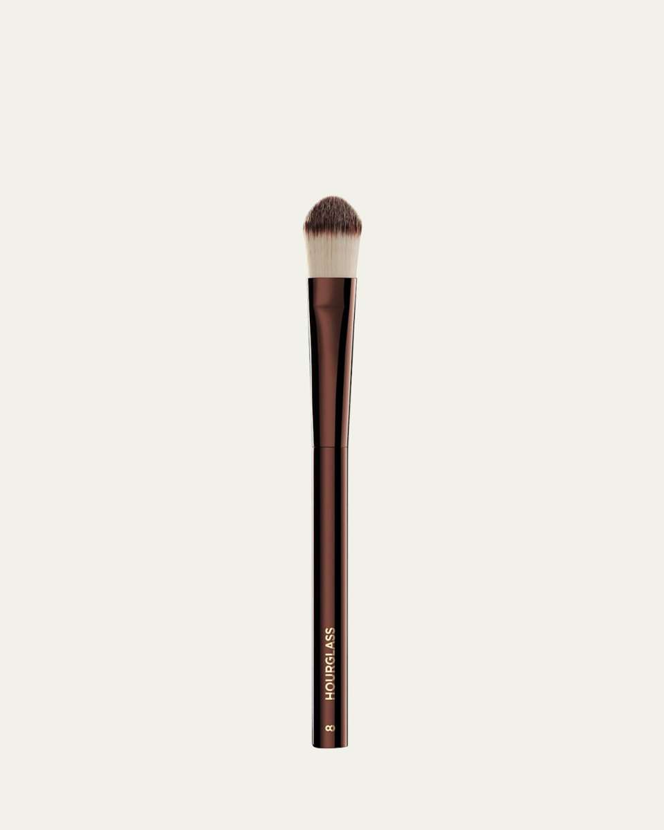 No. 8 Large Concealer Brush